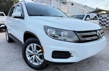 2017 Volkswagen Tiguan 2.0T S 4Motion
