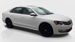 2012 Volkswagen Passat SEL