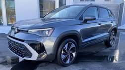 2025 Volkswagen Taos SE 4Motion