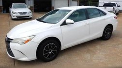 2016 Toyota Camry LE 4D Sedan
