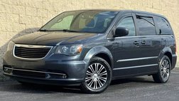 2014 Chrysler Town and Country S