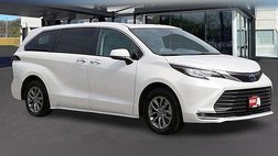 2023 Toyota Sienna XLE