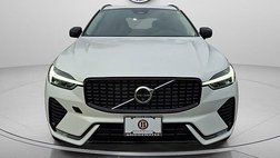 2025 Volvo XC60 B5 Core Dark Theme