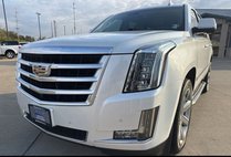 2016 Cadillac Escalade Luxury Collection