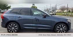 2023 Volvo XC60 Recharge T8 Ultimate Dark Theme