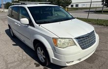 2009 Chrysler Town and Country Touring