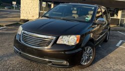 2015 Chrysler Town and Country Touring-L