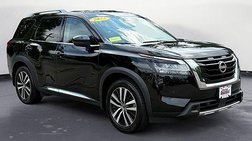 2023 Nissan Pathfinder Platinum