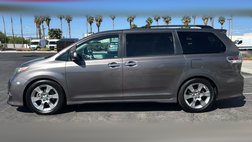 2013 Toyota Sienna SE 8-Passenger