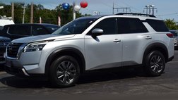 2022 Nissan Pathfinder SV