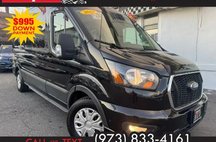 2024 Ford Transit XLT w/Medium Roof