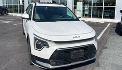 2023 Kia Niro SX