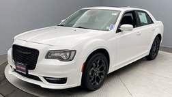 2023 Chrysler 300 Touring L