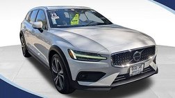 2023 Volvo V60 Cross Country B5 Plus
