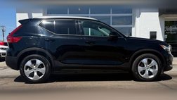 2021 Volvo XC40 T4 Momentum