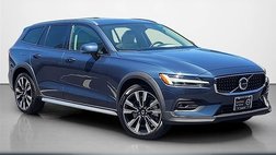 2024 Volvo V60 Cross Country B5 Ultimate