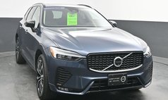 2024 Volvo XC60 B5 Plus Dark Theme