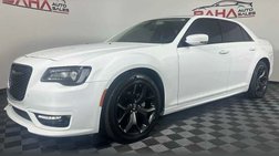 2023 Chrysler 300 Touring L