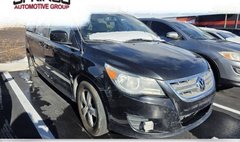 2011 Volkswagen Routan SE