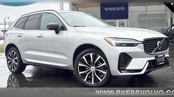 2025 Volvo XC60 B5 Plus Dark Theme