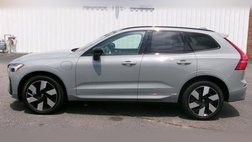 2025 Volvo XC60 T8 Plus Dark Theme