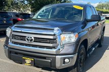 2014 Toyota Tundra SR