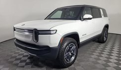 2025 Rivian R1S Adventure
