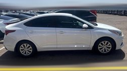 2020 Hyundai Accent SE