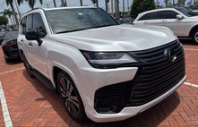 2025 Lexus LX 700h Luxury
