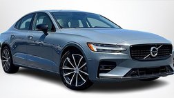 2022 Volvo S60 B5 Momentum