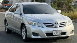 2011 Toyota Camry LE
