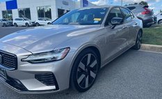 2024 Volvo S60 Recharge T8 Ultimate Dark Theme