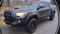 2018 Toyota Tacoma TRD Sport