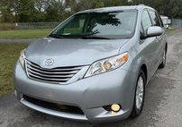 2017 Toyota Sienna XLE