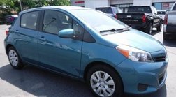 2014 Toyota Yaris LE