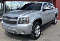 2013 Chevrolet Avalanche LT Black Diamond