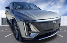 2024 Cadillac LYRIQ Luxury 2