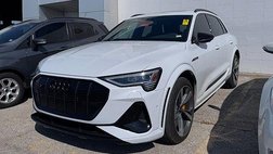 2022 Audi e-tron S quattro Premium Plus
