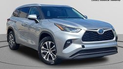 2022 Toyota Highlander Hybrid XLE