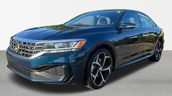 2022 Volkswagen Passat R-Line
