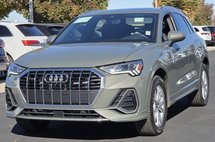 2024 Audi Q3 quattro S line Prem Plus 45 TFSI