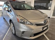 2014 Toyota Prius v Five