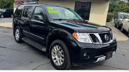 2010 Nissan Pathfinder 4WD 4dr V6 LE