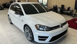 2017 Volkswagen Golf R 4Motion