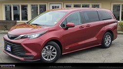 2021 Toyota Sienna LE 8-Passenger