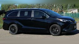 2023 Toyota Sienna Platinum 7-Passenger