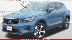 2023 Volvo XC40 B5 Plus Bright Theme