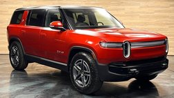2025 Rivian R1S Adventure