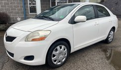 2011 Toyota Yaris Base