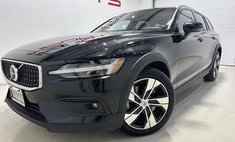 2023 Volvo V60 Cross Country B5 Plus